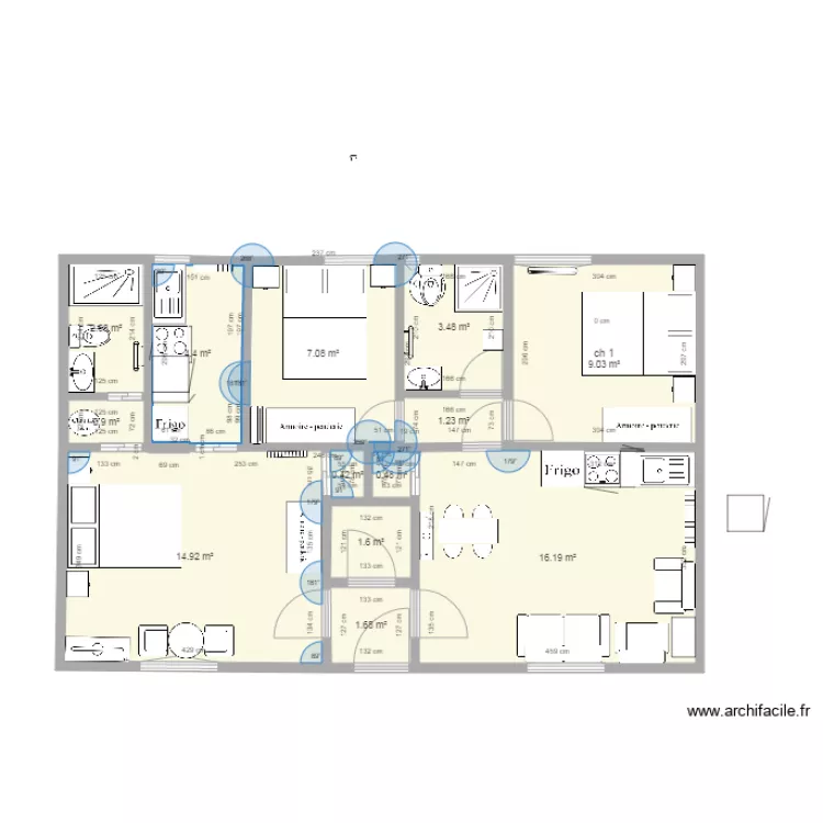 Batiment A cot&eacute; jardin dernier. Plan de 
