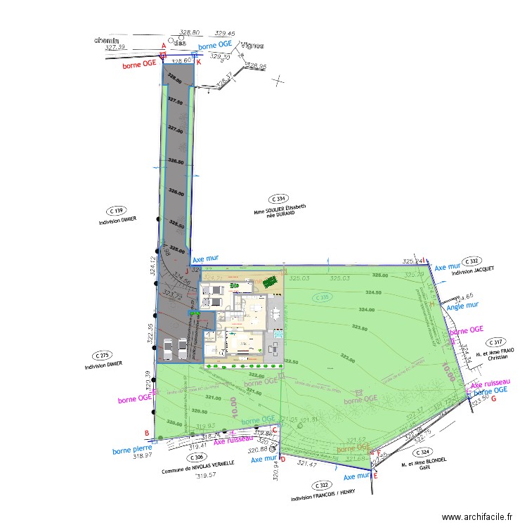 cour. Plan de 0 pièce et 0 m2