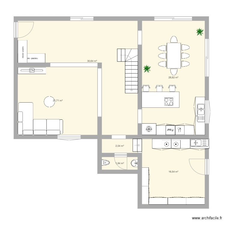 REZ DE CHAUSSEE. Plan de 6 pièces et 102 m2