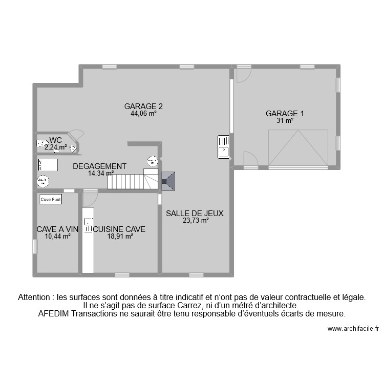 BI 10645 SOUS SOL . Plan de 7 pièces et 145 m2