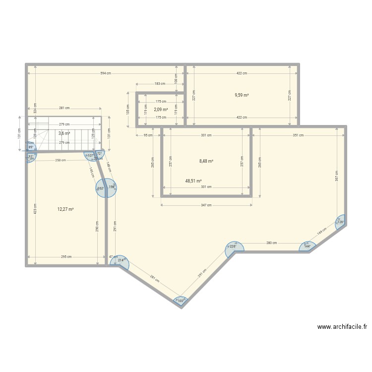 Rapide 2. Plan de 9 pièces et 170 m2