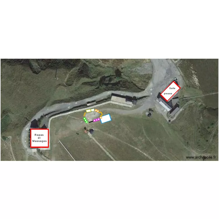 HR23 PYR Hautacam -  Village. Plan de 