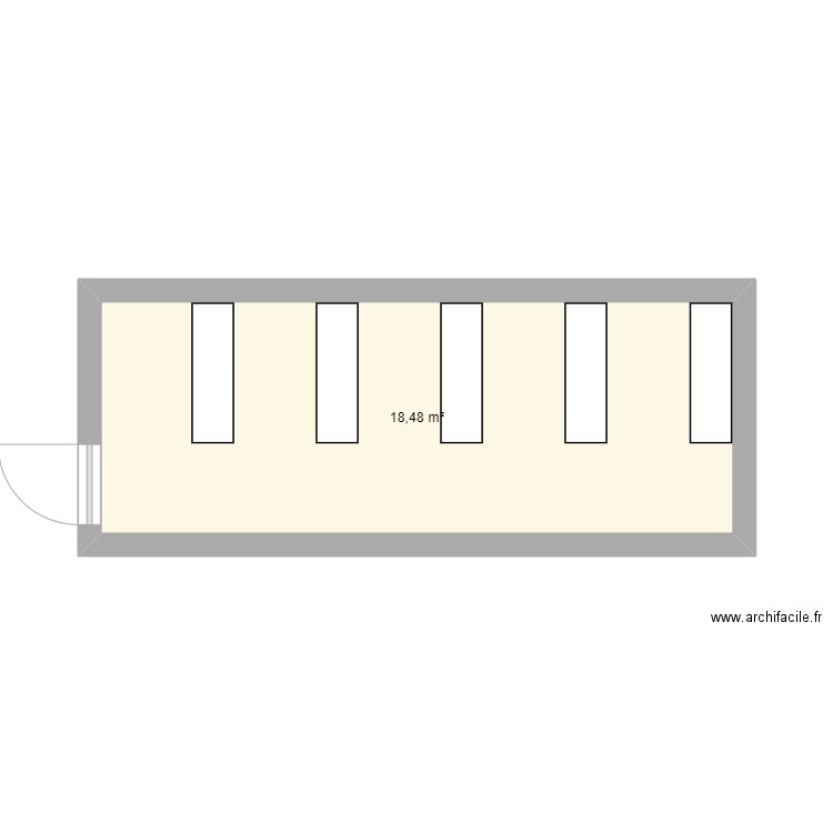 Stock. Plan de 1 pièce et 18 m2