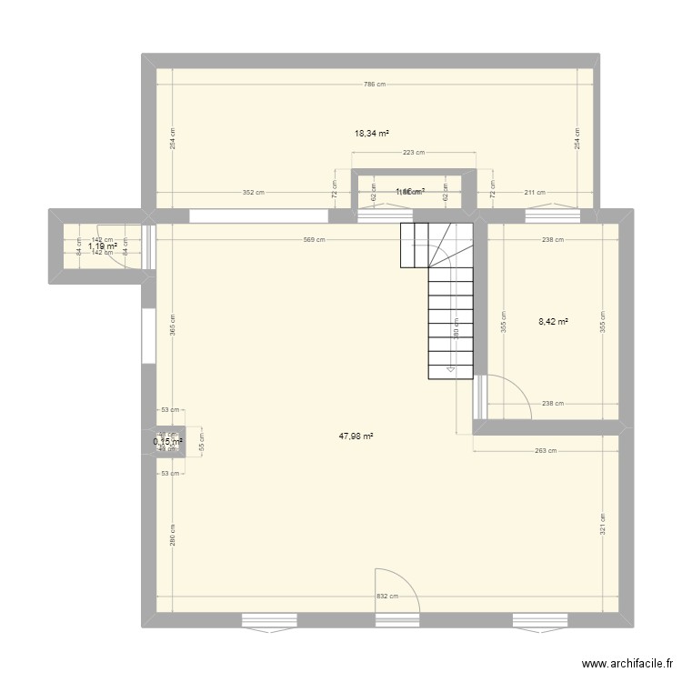 MAISON DOM. Plan de 6 pièces et 77 m2
