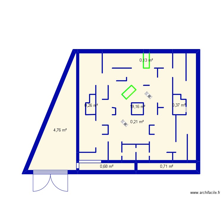 KillHouse. Plan de 8 pièces et 27 m2
