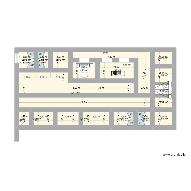 Laye matam. Plan de 16 pièces et 28 m2