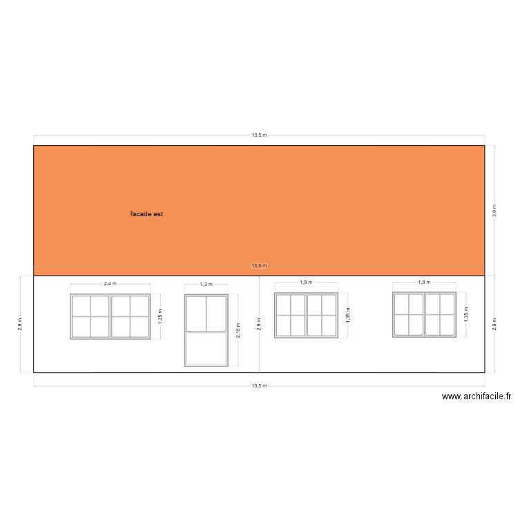 facade est. Plan de 0 pièce et 0 m2