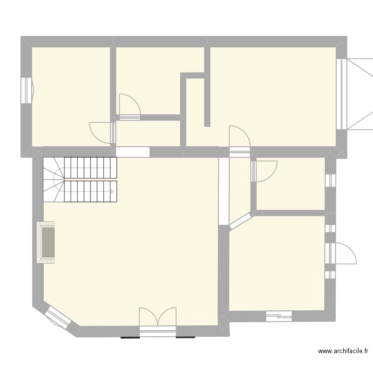 RDC Roquefort les pins. Plan de 7 pièces et 104 m2