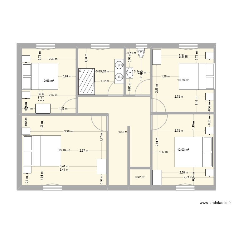 Etage la Rich revu fab. Plan de 8 pièces et 69 m2
