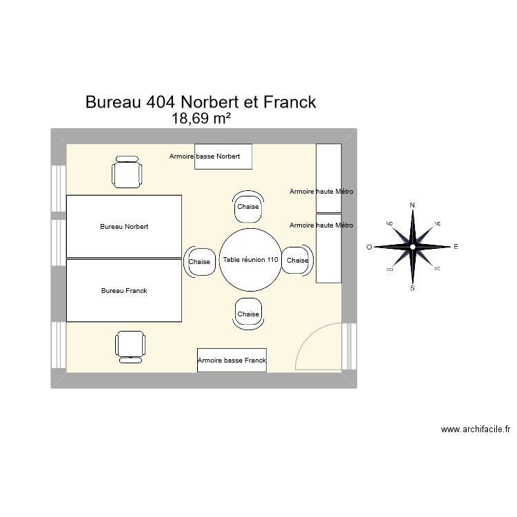 Bureau Métro R 404 Norbert et Franck. Plan de 1 pièce et 19 m2