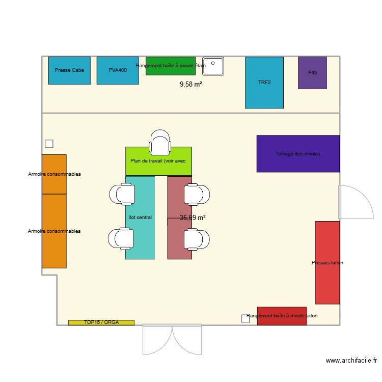 Atelier Moulage. Plan de 2 pièces et 45 m2