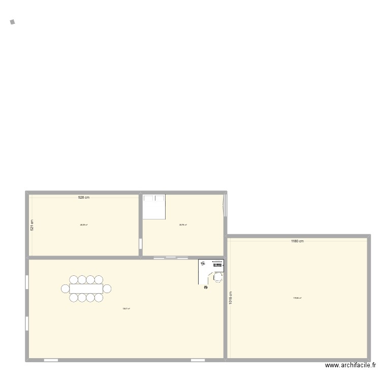 batiment . Plan de 4 pièces et 341 m2