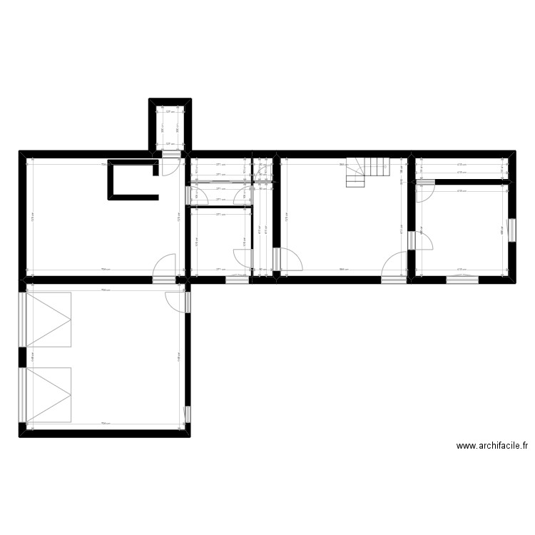 VEZIN. Plan de 36 pièces et 664 m2