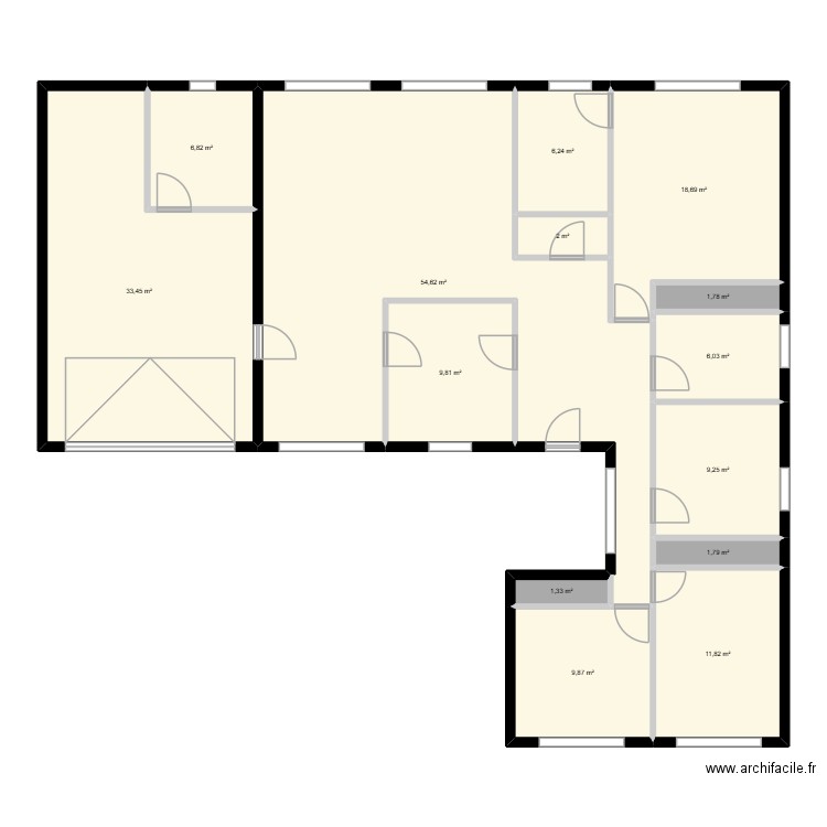 Plan Erable. Plan de 14 pièces et 174 m2