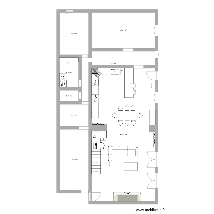 maison. Plan de 8 pièces et 131 m2