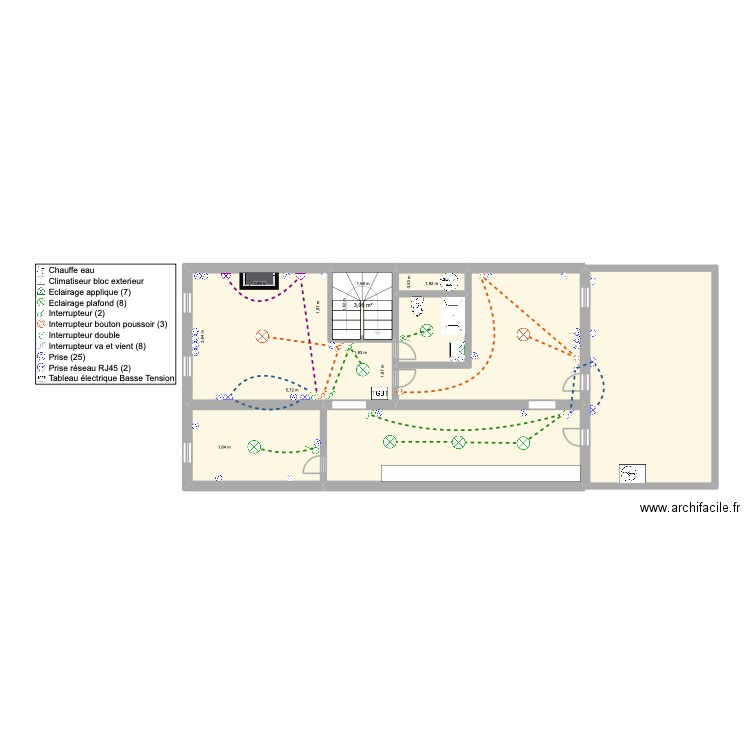 BRAS. Plan de 8 pièces et 82 m2