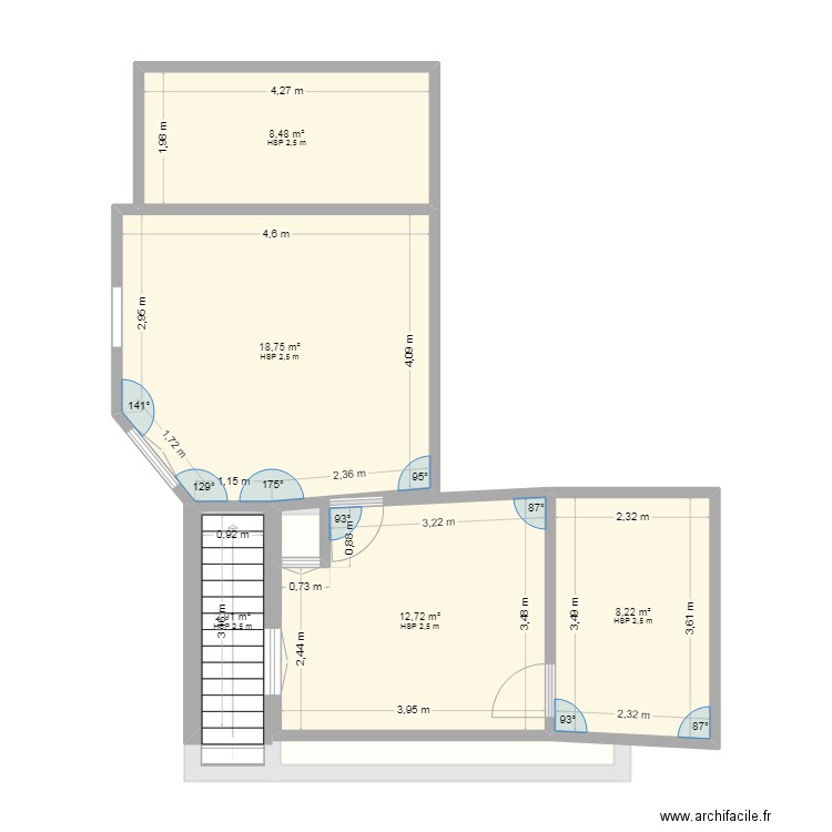 eleusis. Plan de 7 pièces et 73 m2