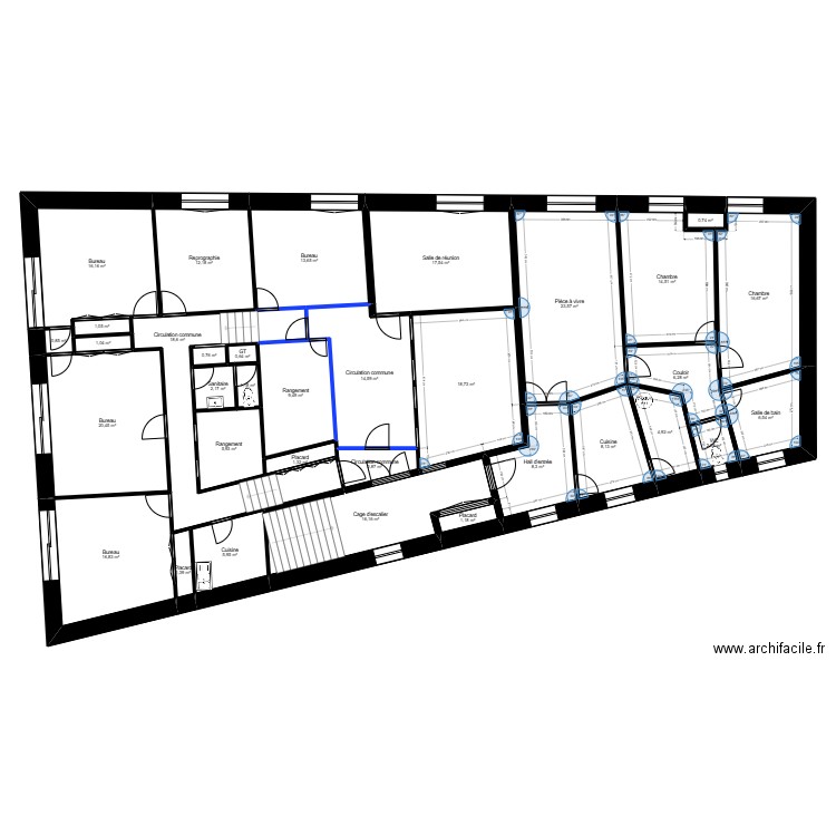 Lavelanet R+1. Plan de 34 pièces et 292 m2