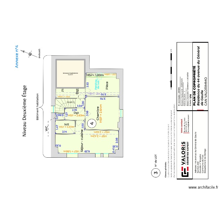 terrasse trop. Plan de 1 pièce et 9 m2