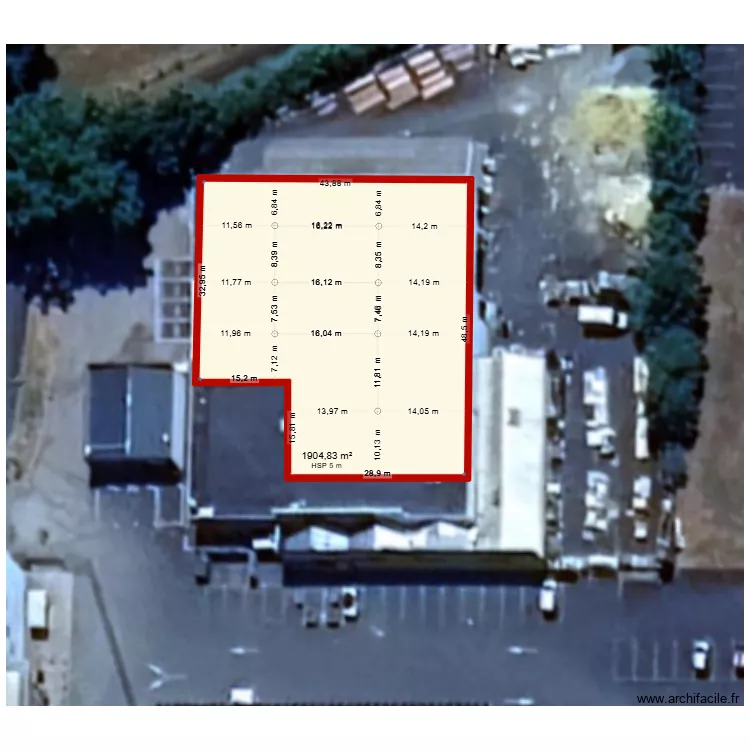 bressuire. Plan de 1  et 1905 m²