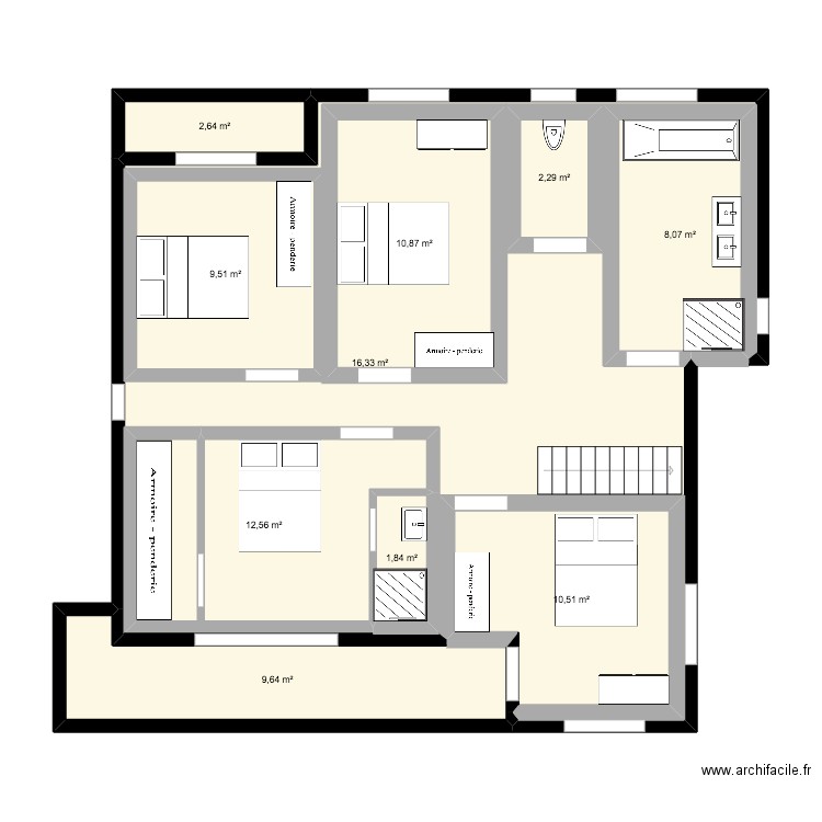 etage flourens. Plan de 10 pièces et 133 m2