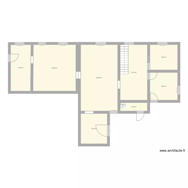 Maison RDC. Plan de 8 Pièces et 111 m² Maison RDC. Plan de 8 Pièces et 111 m²