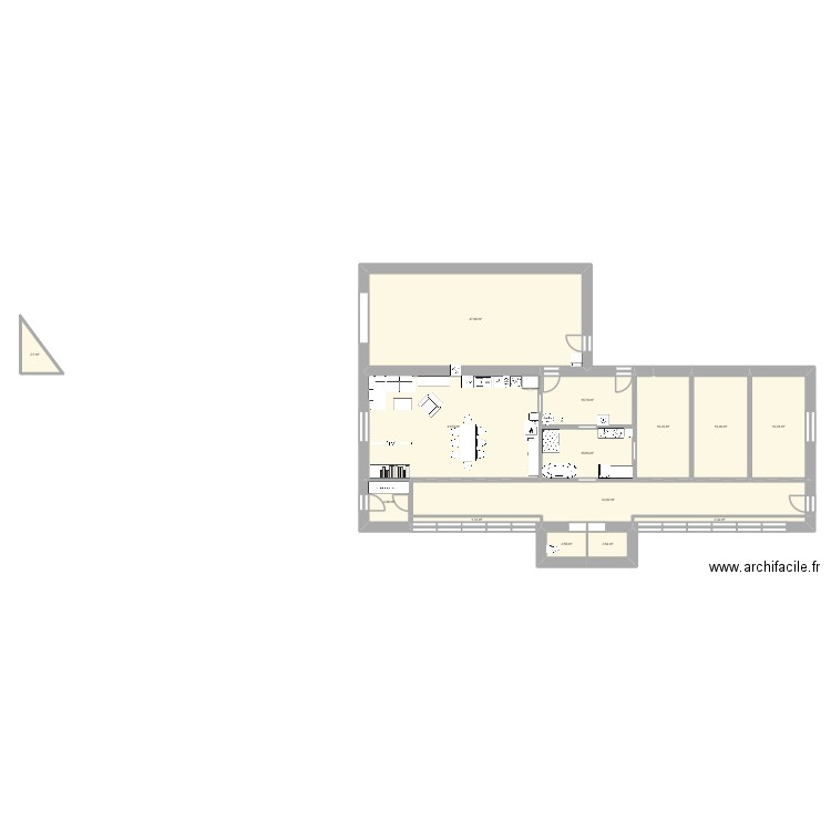 Inspiré earthship 150m². Plan de 14 pièces et 200 m2
