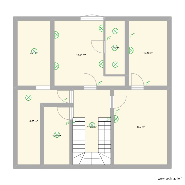 Cariline ANESI Etage 1. Plan de 8 pièces et 81 m2