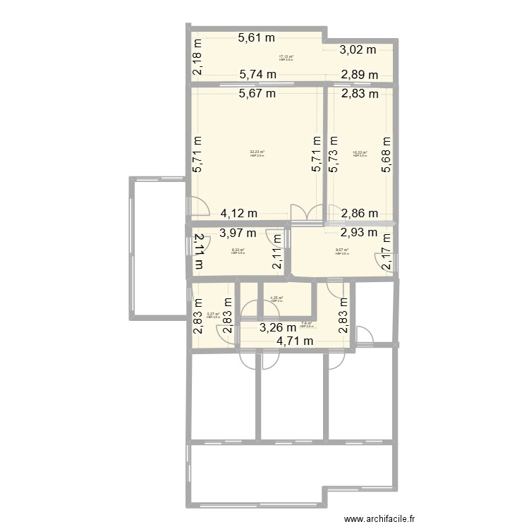 Appartement Aguilera V1. Plan de 8 pièces et 101 m2
