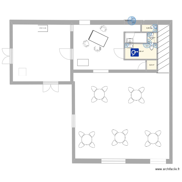 beau jardin. Plan de 5 pièces et 6 m2