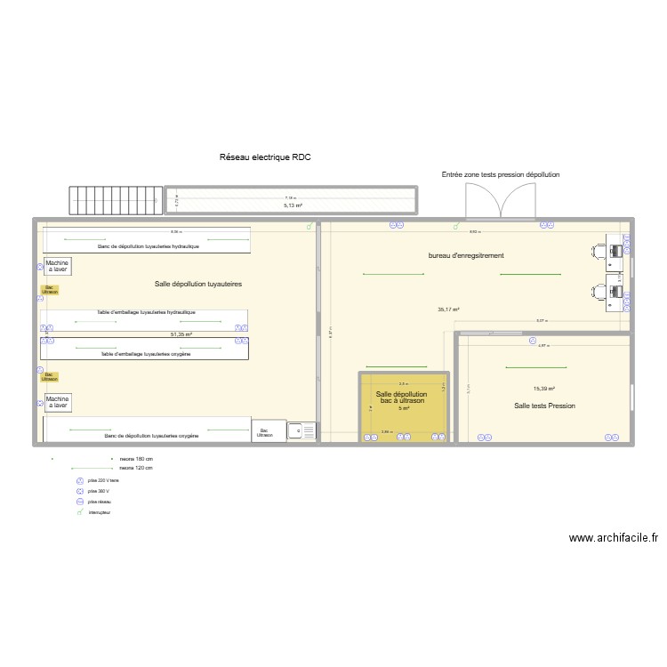 salle tuyauterie 100 m2 réseaux. Plan de 5 pièces et 118 m2