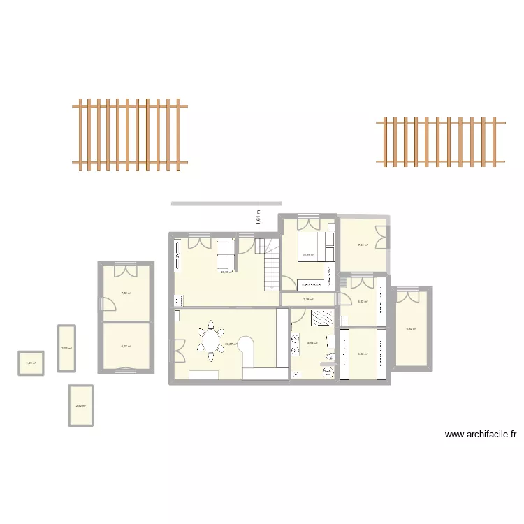 cellier. Plan de 14  et 114 m²