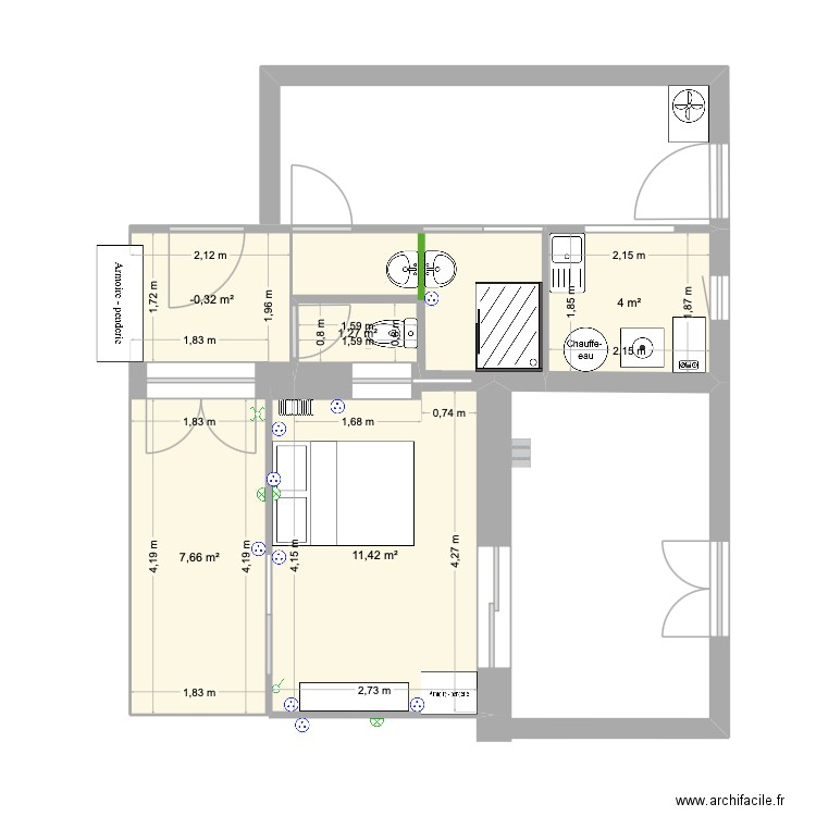 CHASSORS. Plan de 5 pièces et 28 m2