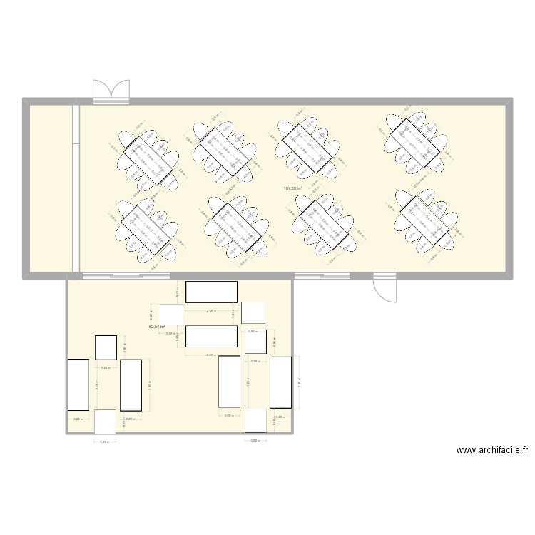 exterieur. Plan de 2 pièces et 170 m2