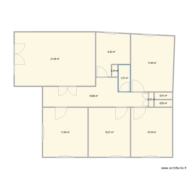 Plaine 01. Plan de 12 pièces et 85 m2