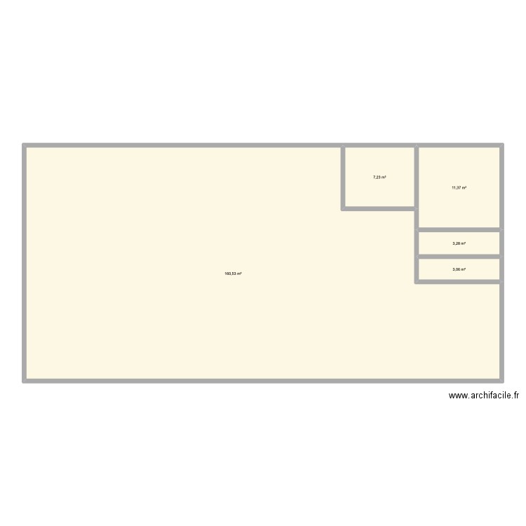 3 TEP. Plan de 5 pièces et 185 m2