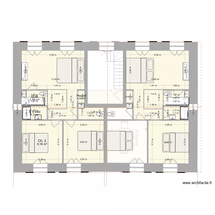 Chambres. Plan de 18 et 156 m² Chambres. Plan de 18 et 156 m²
