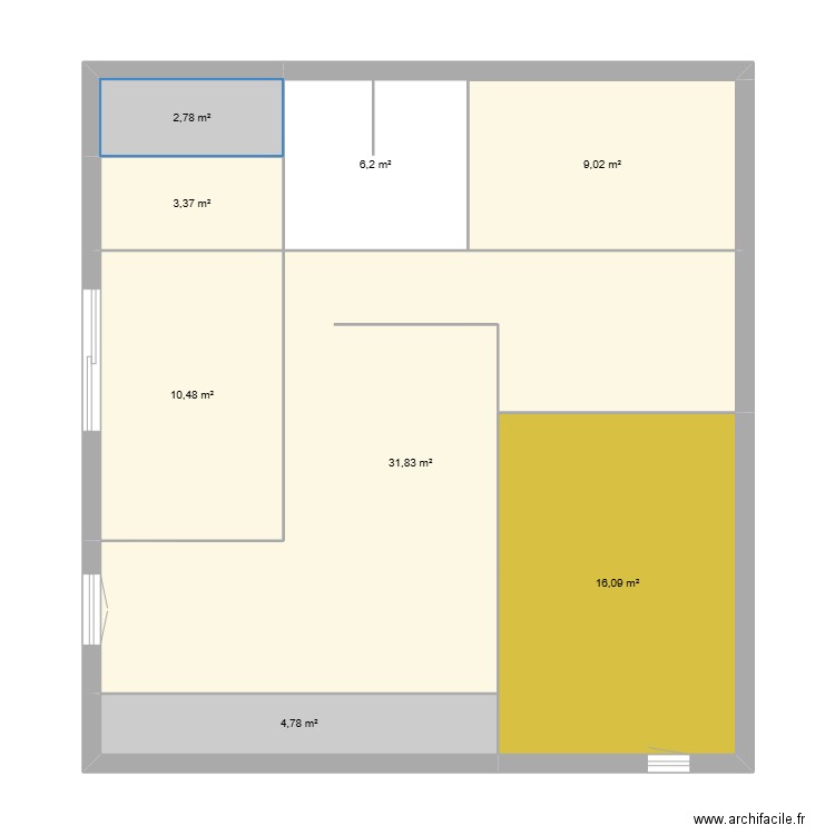 RDC. Plan de 8 pièces et 85 m2