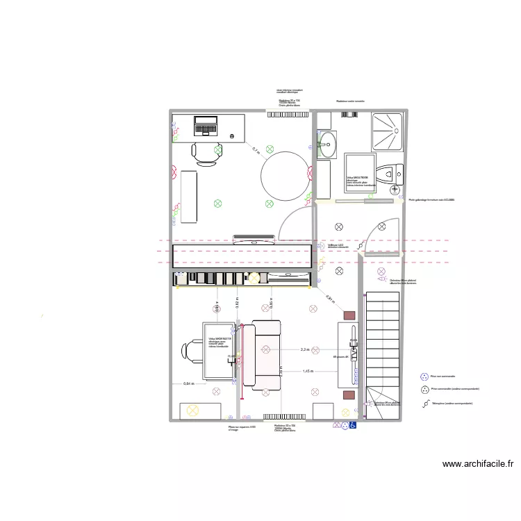 Deux salons + SDB. Plan de 4  et 41 m²