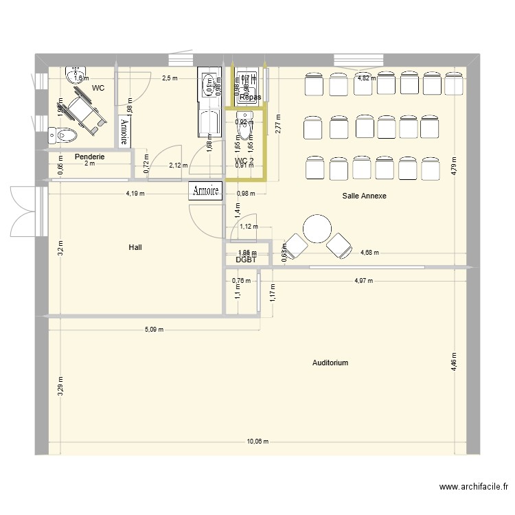 SDR. Plan de 11 pièces et 91 m2