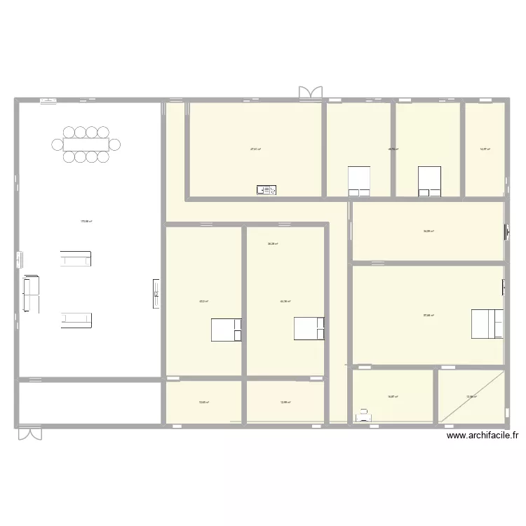 Villa &agrave; 5 chambres dont 2 visiteurs. Plan de 13  et 552 m²