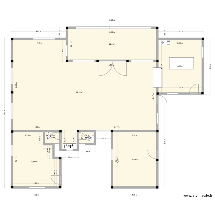 Maison Awai. Plan de 7 pièces et 174 m2