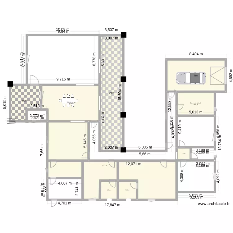 Loukanga_maison_basse_reference_cotation. Plan de 9 pièces et 248 m²