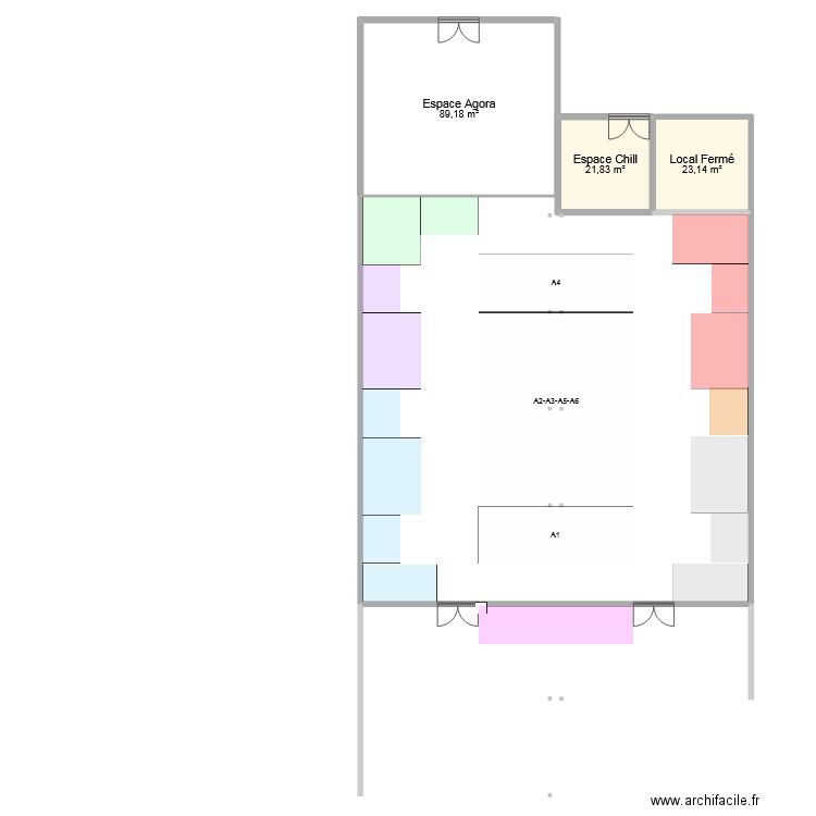 Hall LowTech. Plan de 3 pièces et 134 m2