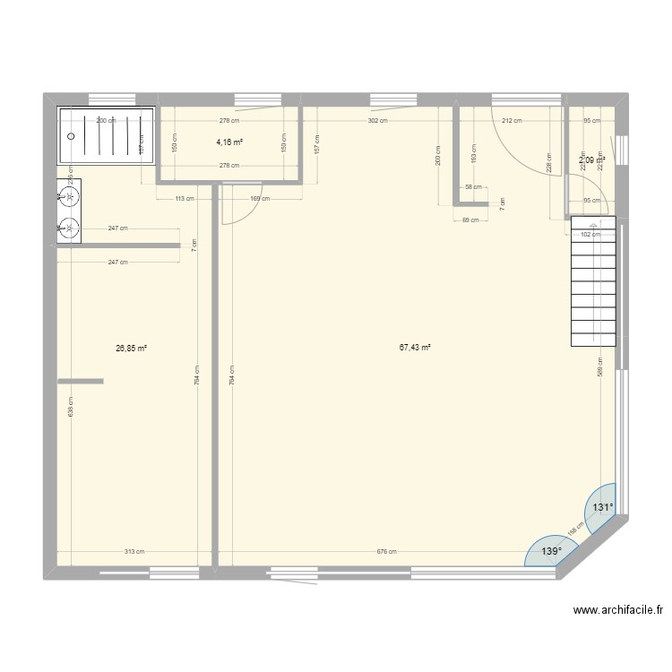 Plan Thénac. Plan de 11 pièces et 200 m2