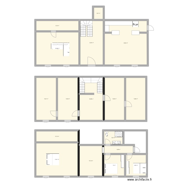 Maison DEM. Plan de 17 pièces et 302 m2