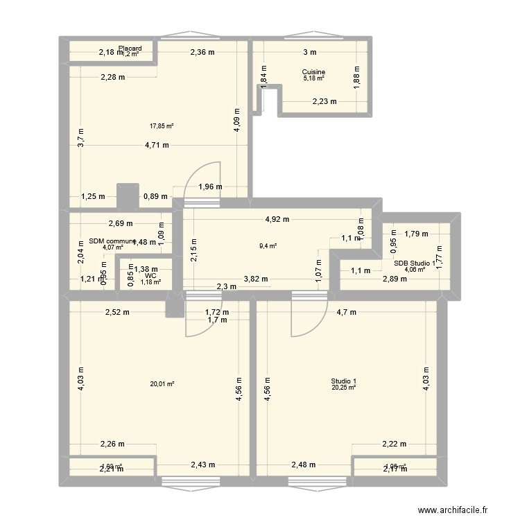 Studios Thyez 2ème étage OK. Plan de 15 pièces et 260 m2