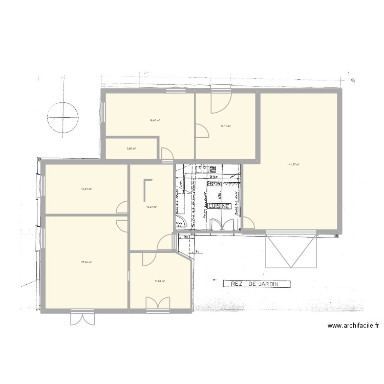 TASSIN RDC T2. Plan de 8 pièces et 143 m2