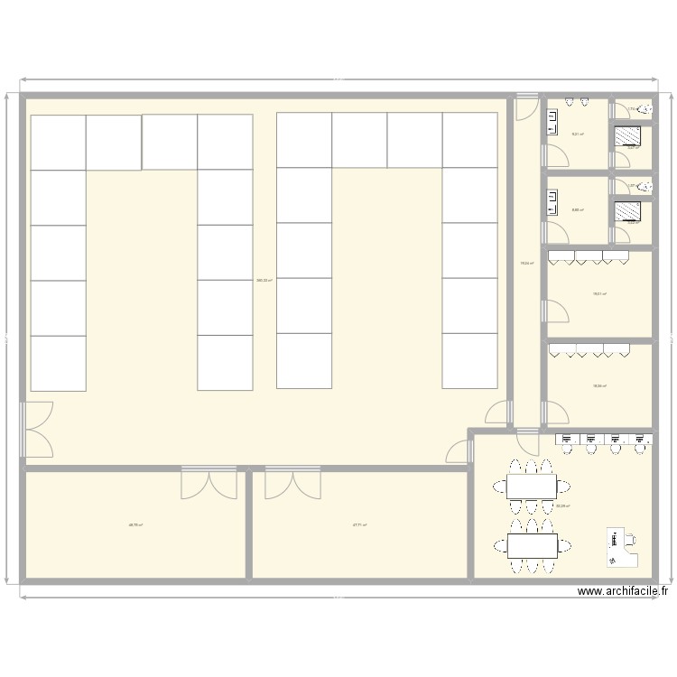 Plateau technique. Plan de 13 pièces et 595 m2