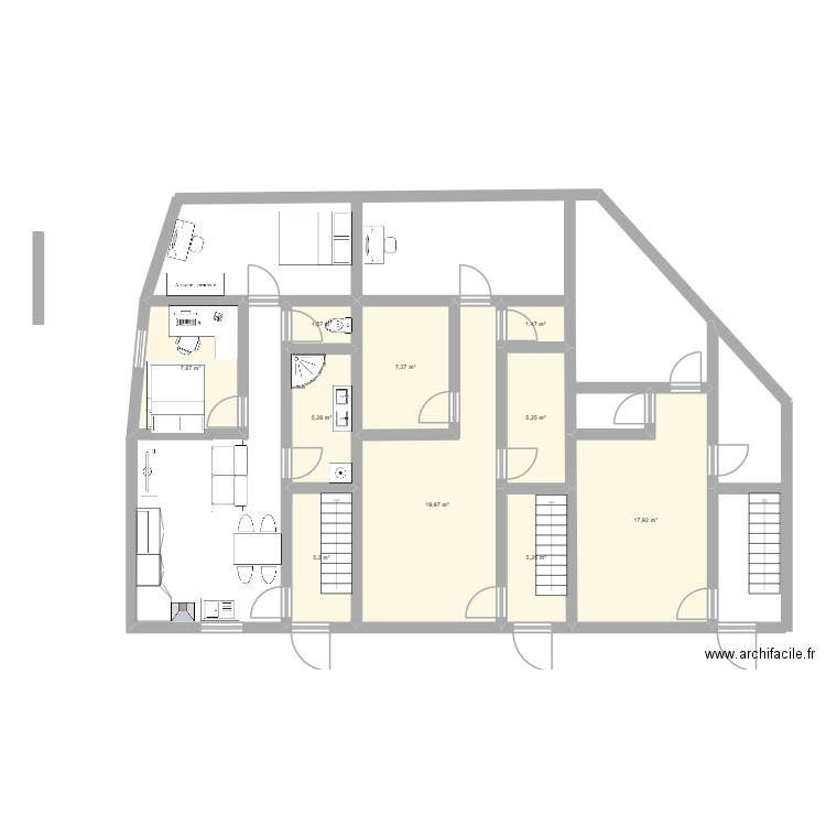AE101 b. Plan de 15 pièces et 135 m2